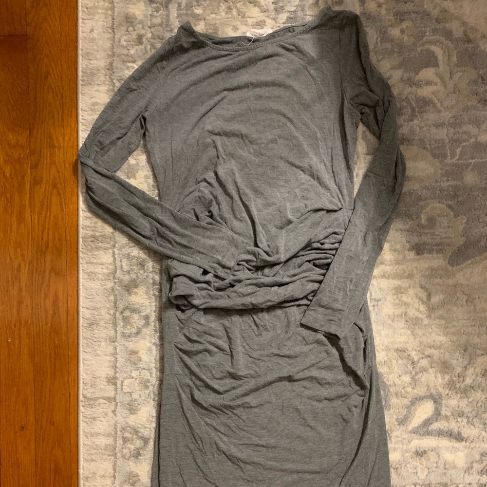 Isabel & Ingrid maternity dress- EUC midi